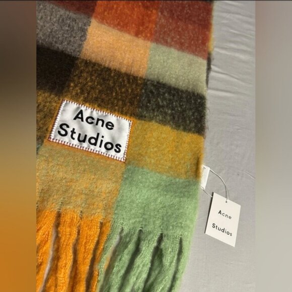Acne Studios Scarf - Picture 2 of 4
